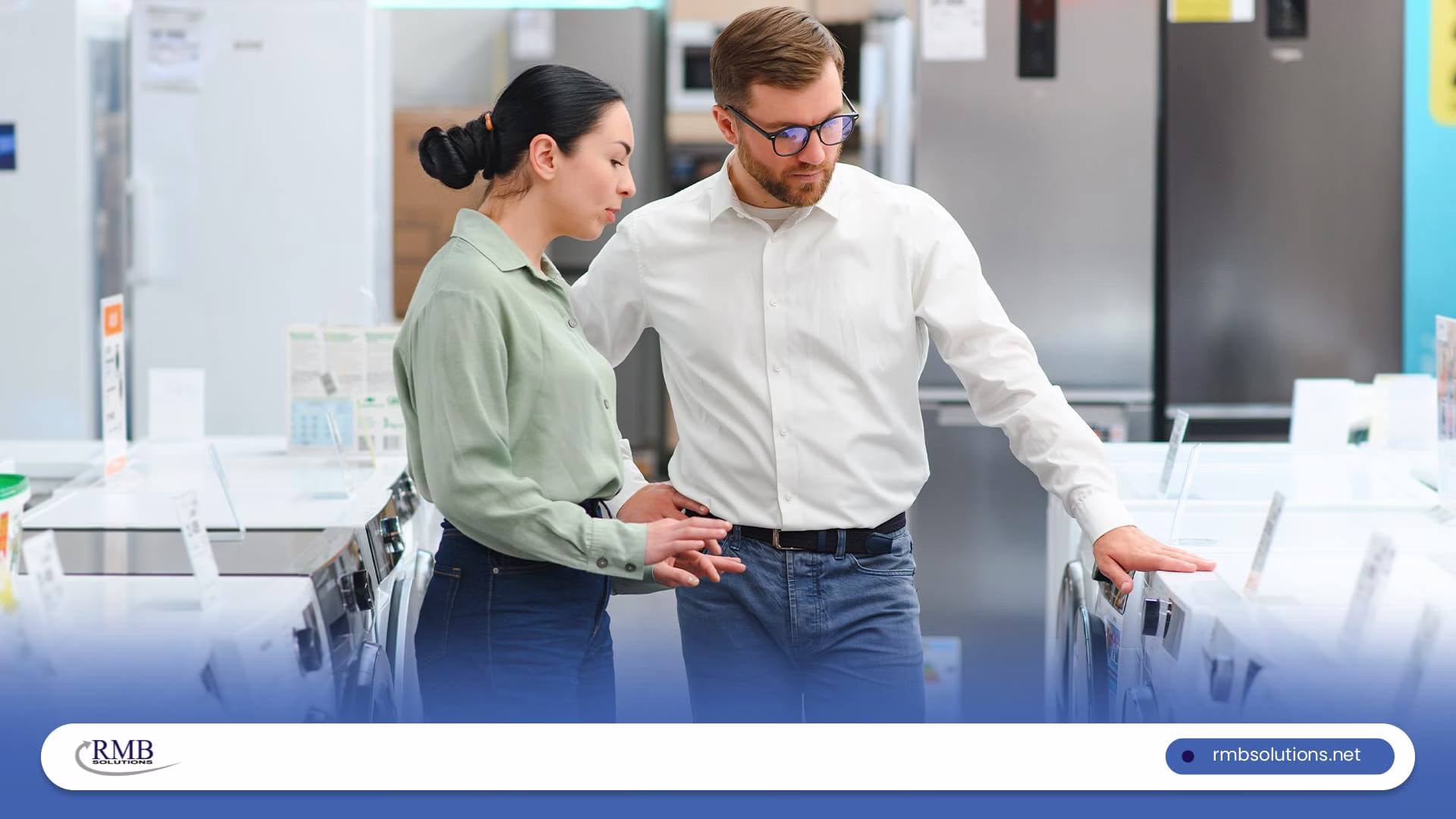 warranty-cost-management-banner Warranty cost management overview showing business professionals reviewing products and operational information in a manufacturing environment.